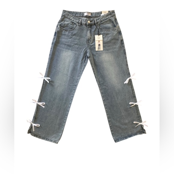 Rise Supply Denim - Rise Supply Women's Jeans with Bow Accents 
Size 13 
Color: blue